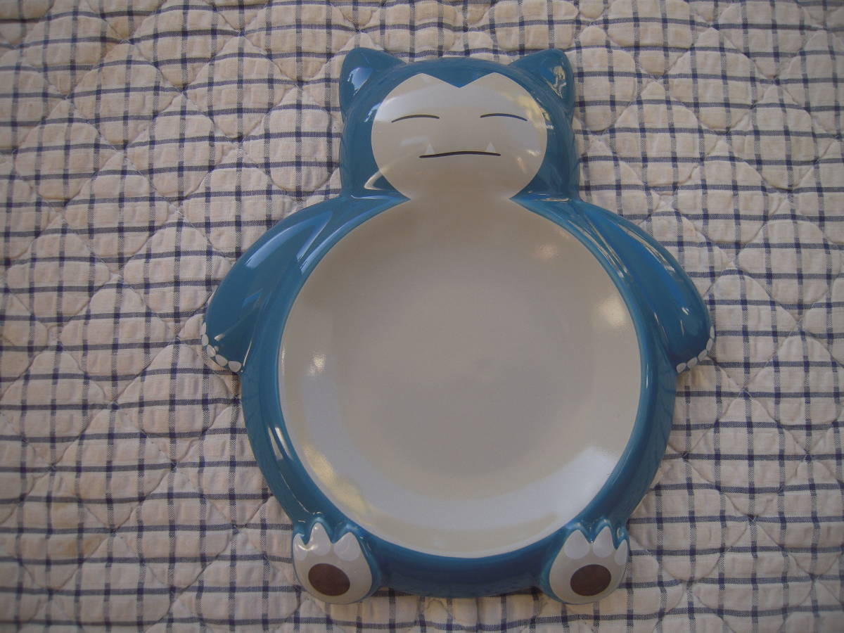 ☆ポケモンカフェ　公式グッズ　カビゴンプレート　未使用新品☆