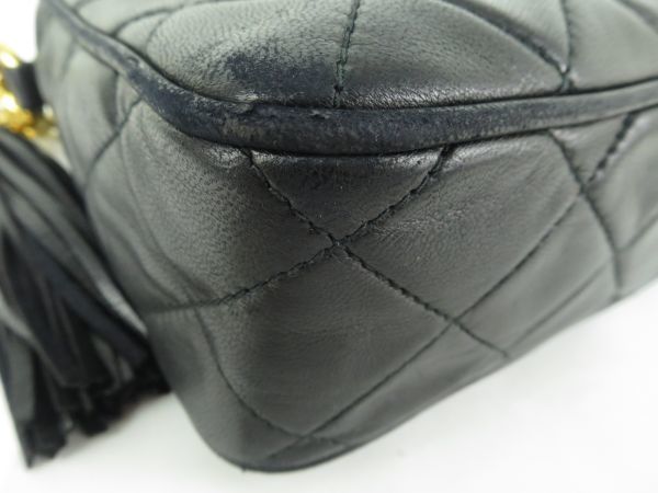 CHANEL シャネル レザー ショルダーバッグ ココマーク マトラッセ 