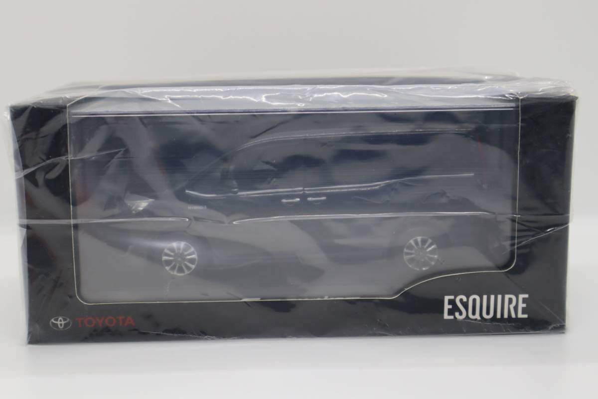 220＃1/30 トヨタ 新型エスクァイア 後期 エスクワイア 非売品 カラー