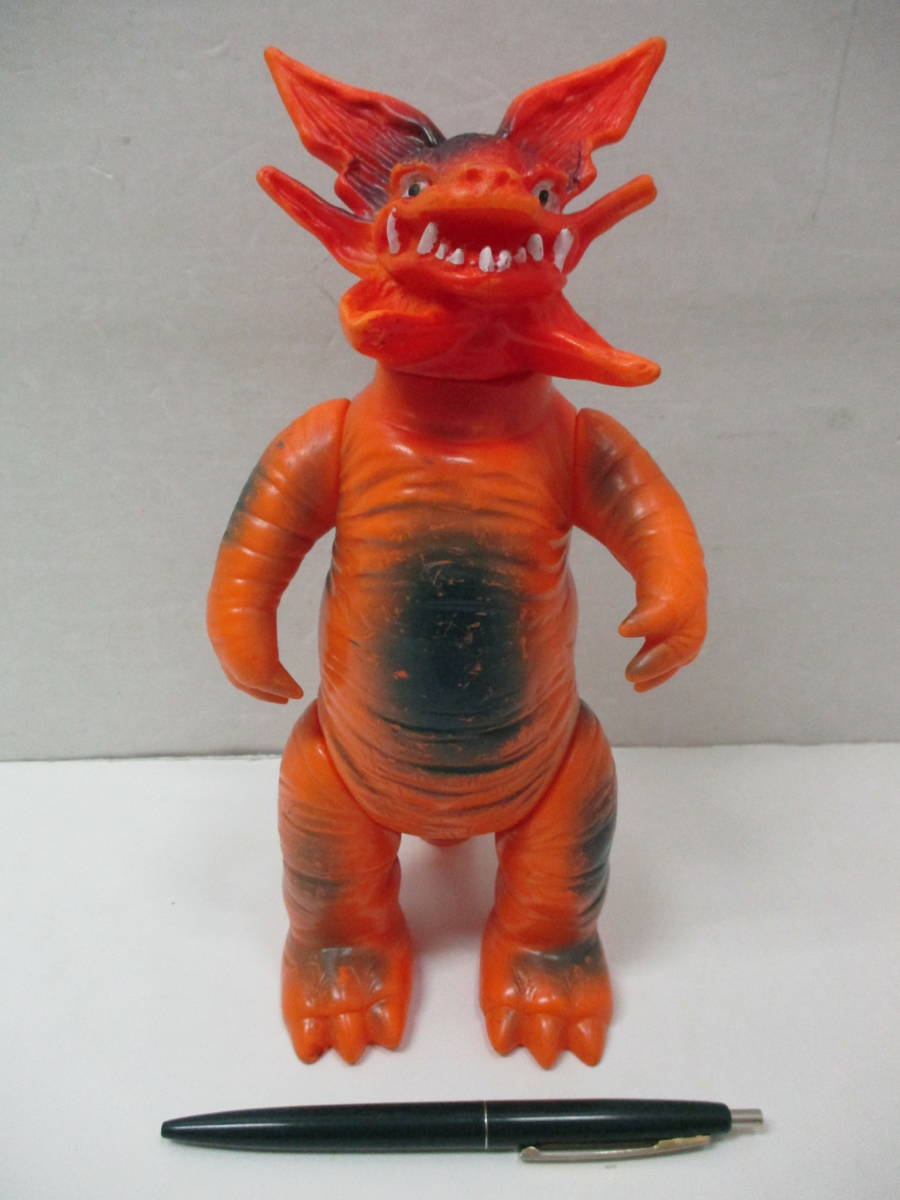 当時物 ブルマァク ザラガス ソフビ 怪獣 ウルトラマン　円谷プロ ブルマァク 円谷プロ ソフビ ウラン怪獣 ガボラ 当時物 現状品 穴あき
