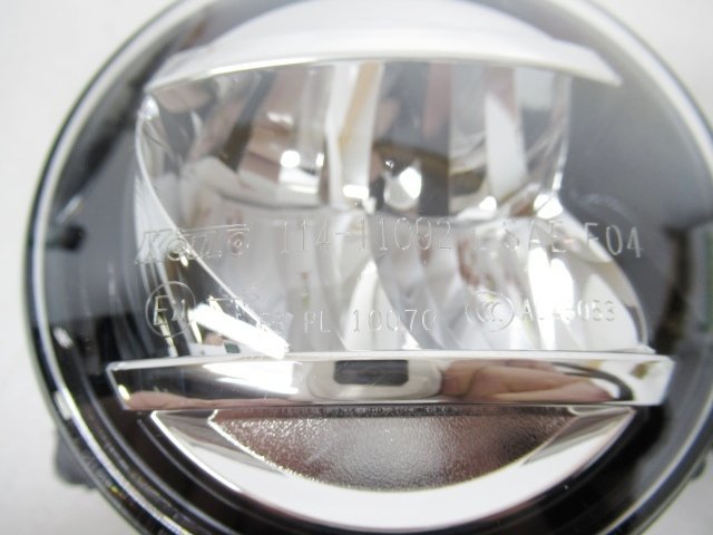 良品】 デリカ D:5 純正 LED フォグランプ フォグライト KOITO 114