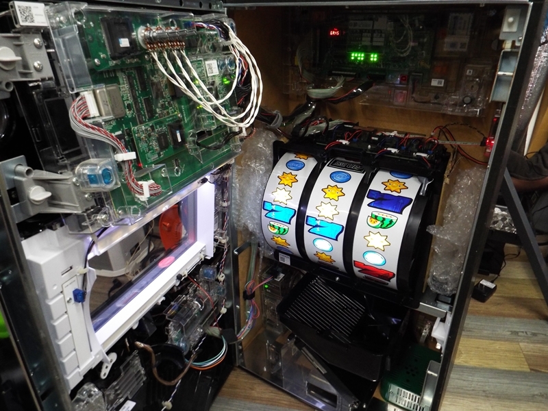 美品 Sammy サミー 5.9号機 パチスロ ディスクアップ コイン不要 