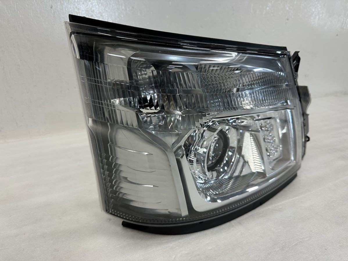 4D9 日野 デュトロ XZU700 純正 LED ヘッドライト 右 KOITO 100-3518B 