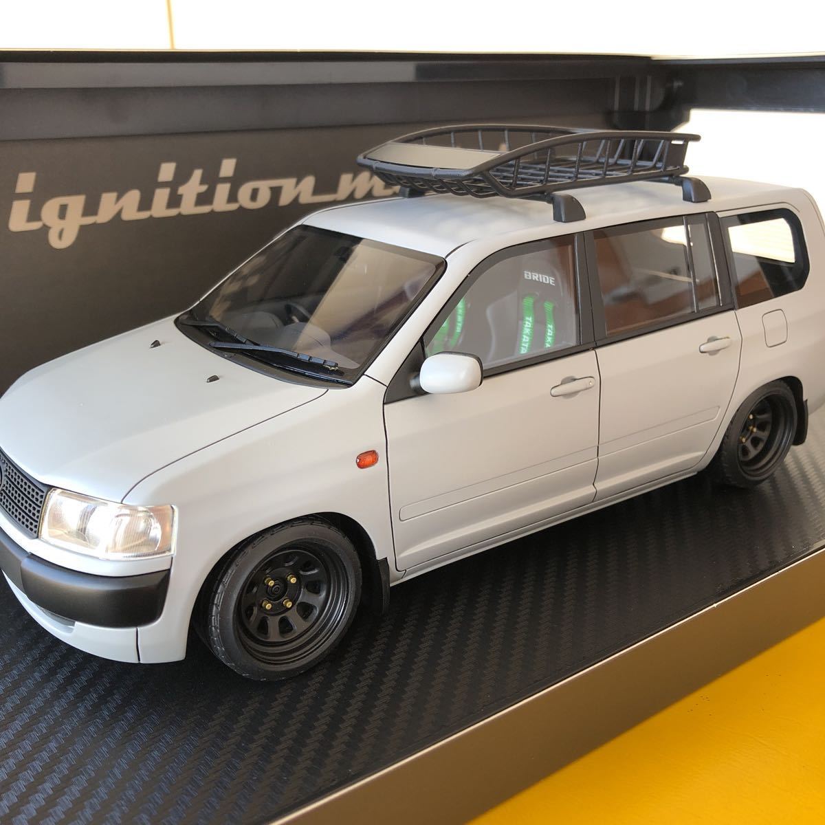 ignition Model イグニッションモデル 1/18 Toyota Probox GL (NCP51V