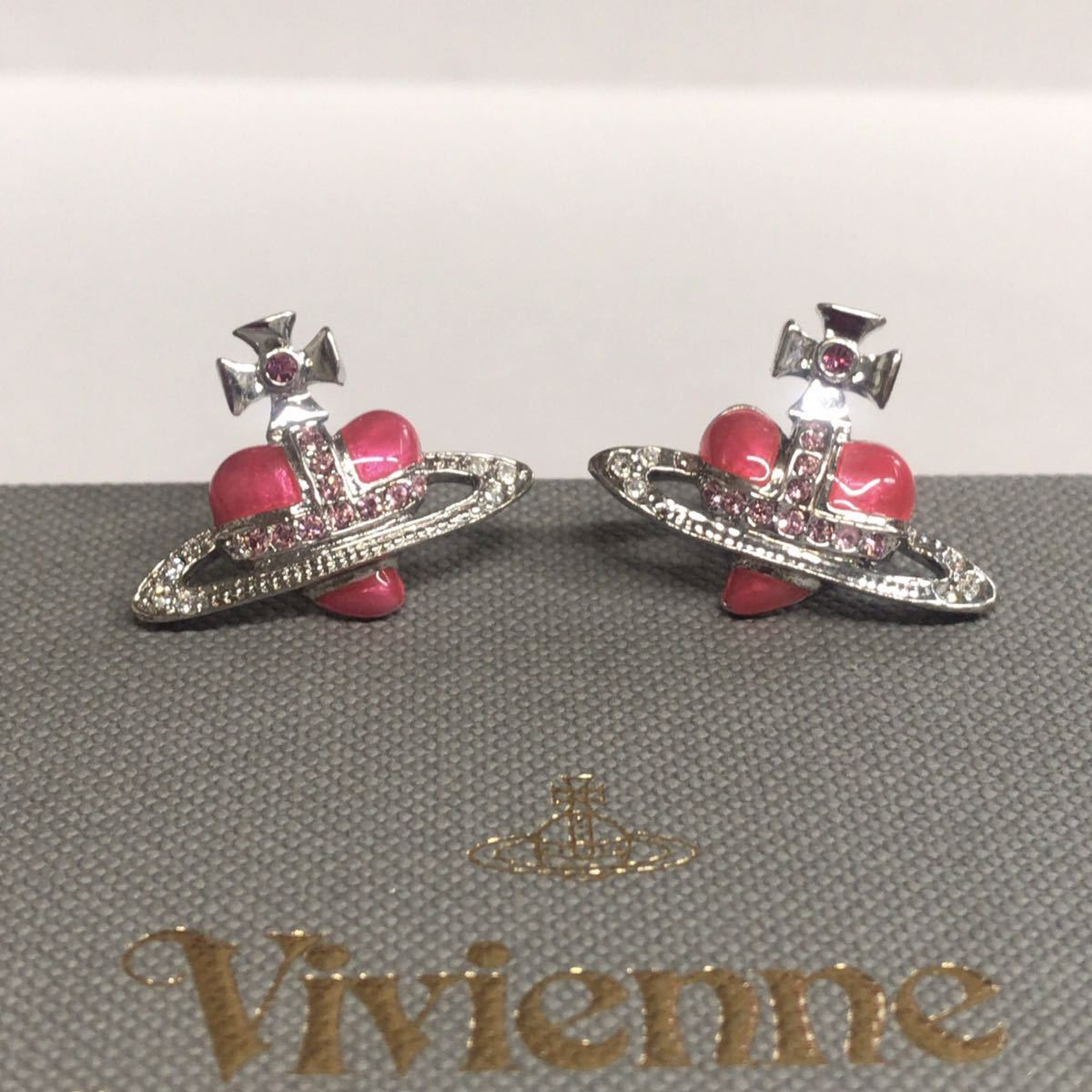 安い，大得価 Vivienne Westwood ディアマンテ ハート ピアス/ピンク