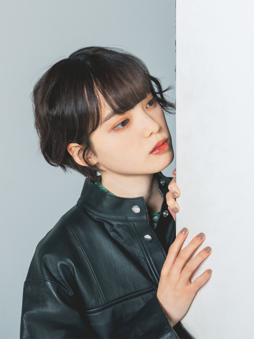 欅坂46 平手友梨奈 2C L版10枚 高画質 品の入札履歴 - 入札者の順位