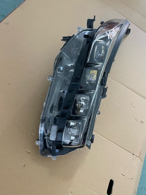 ★プリウス ★PHV ZVW52 純正 LED 右ヘッドライト ★KOITO 47-91 ★刻印ア