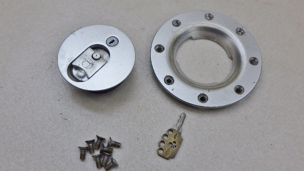 HOT，新品 A837 DUCATI 400F3 タンクキャップ 鍵付 ドゥカティ(ドゥカティ用)｜売買されたオークション情報、yahooの商品情報をアーカイブ公開 - オークファン ドゥカティ用