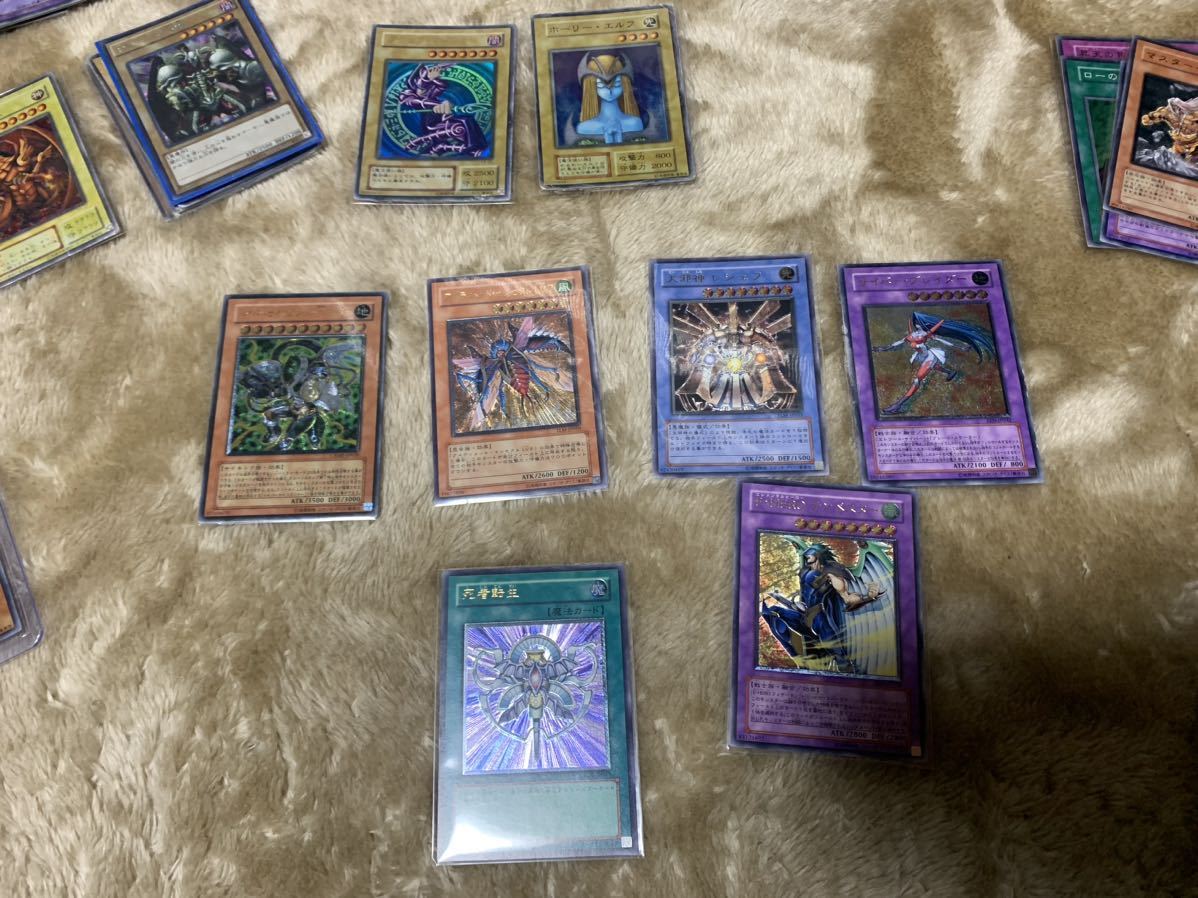 遊戯王 御三家 引退品 初期 2期 レリーフ 青眼の白龍 ブルーアイズ
