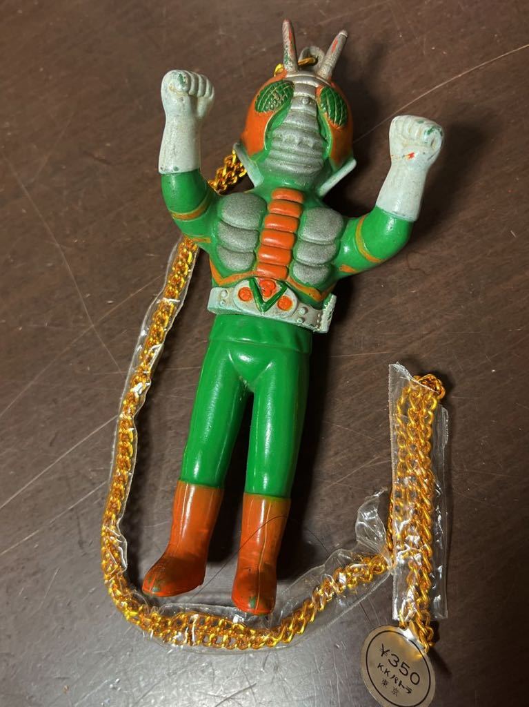 当時物　ポピー 仮面ライダーV3 ソフビ 石ノ森章太郎 ソフビ 仮面ライダーV3 ペンダント ポピー 石ノ森章太郎 昭和レトロ