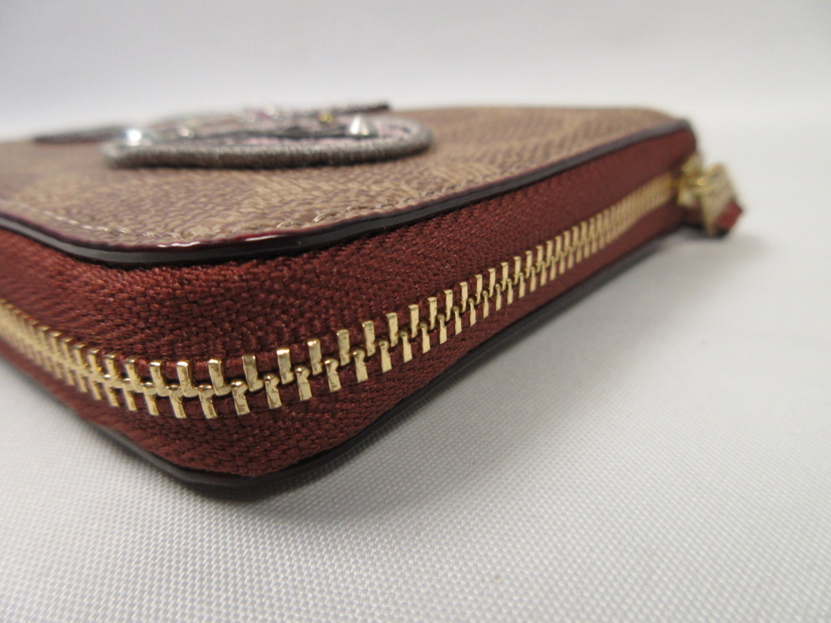 R72712R 未使用 COACH コーチ スモール ラウンドジップ財布 シグネチャー キャンバス ウィズ パッチ ラスト 30820-B4/