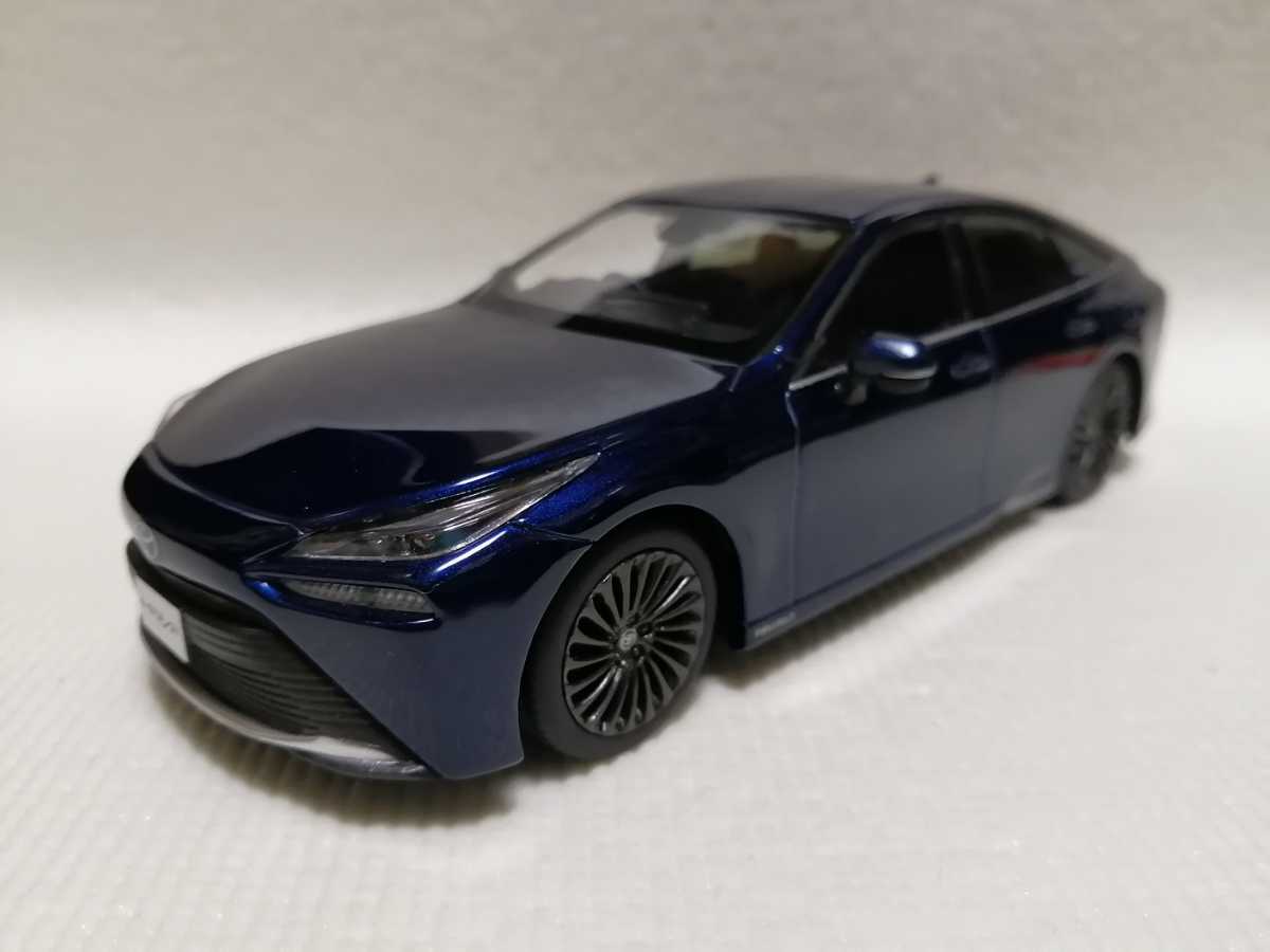 TOYOTA MIRAIカラーサンプルミニカー トヨタ ミライ 色見本 カラー