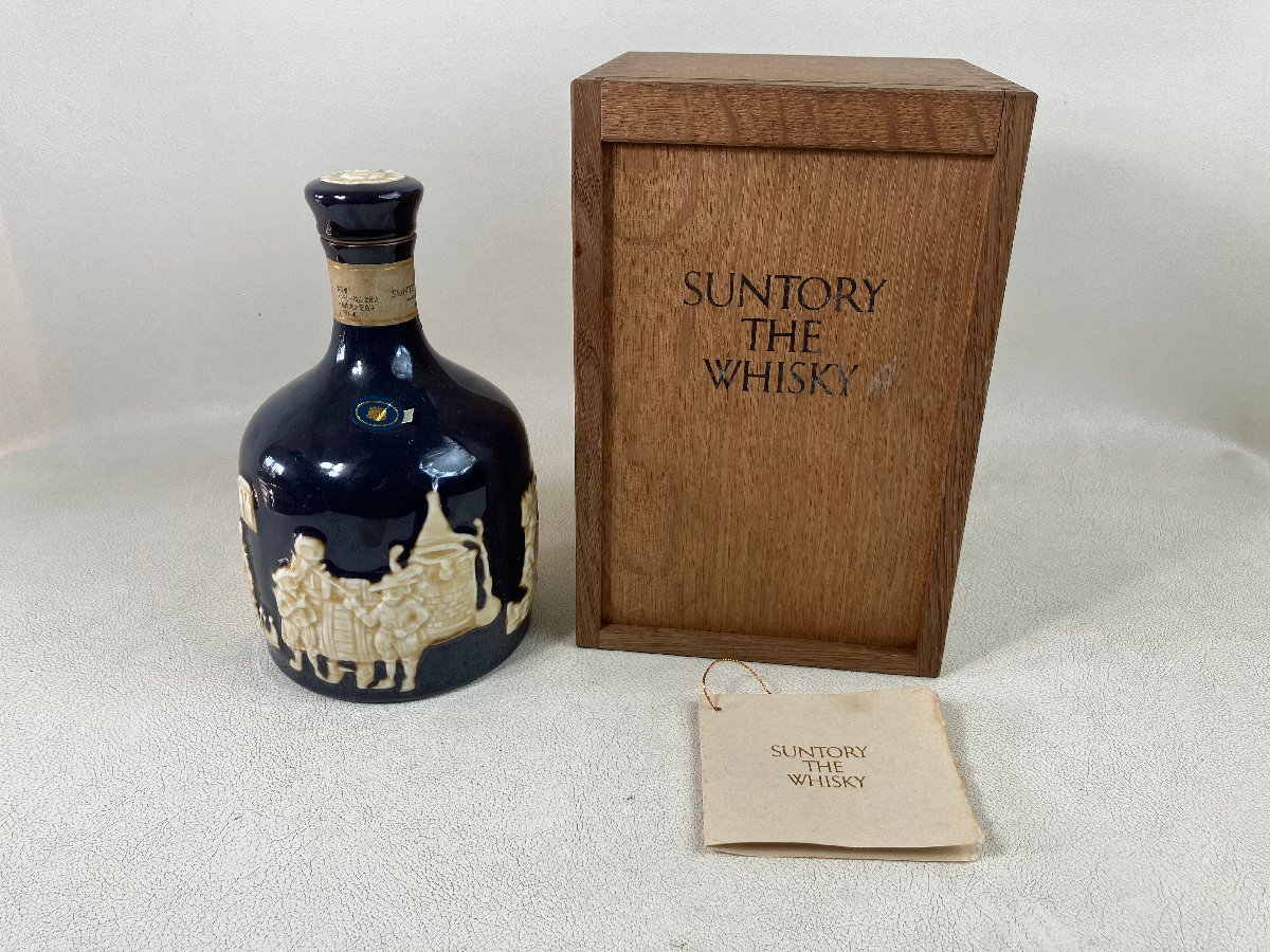 SUNTORY THE WHISKY 有田焼ボトル 木箱入り SUNTORY THE WHISKY サントリー ザ・ウイスキー 有田焼 陶器ボトル 空