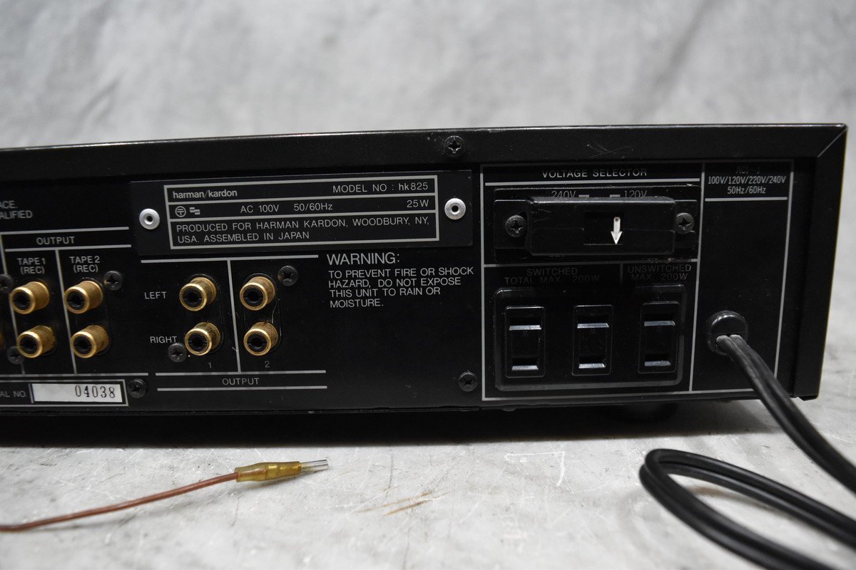 Harman/Kardon ハーマンカードン プリアンプ hk825