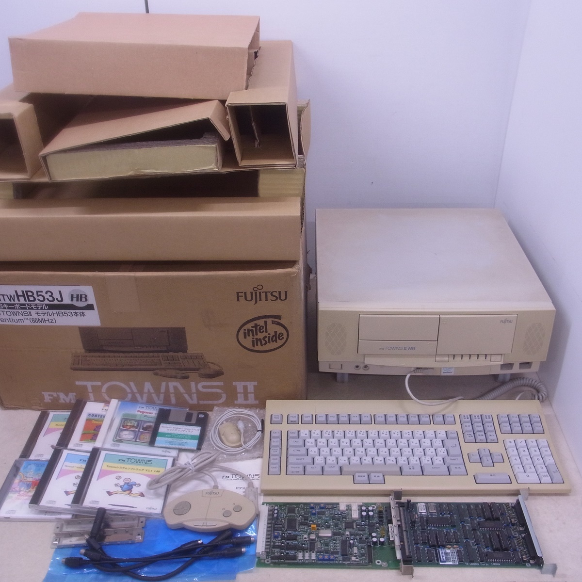 限定SALE，人気SALE 富士通 FM TOWNS II モデルHB53 本体 FMTWHB53 箱 キーボード パッド ビデオカード ディスク類付 FUJITSU ジャンク 1円 GM；VAT0063(FM TOWNS)｜売買されたオークション情報、yahooの商品情報をアーカイブ公 FM TOWNS