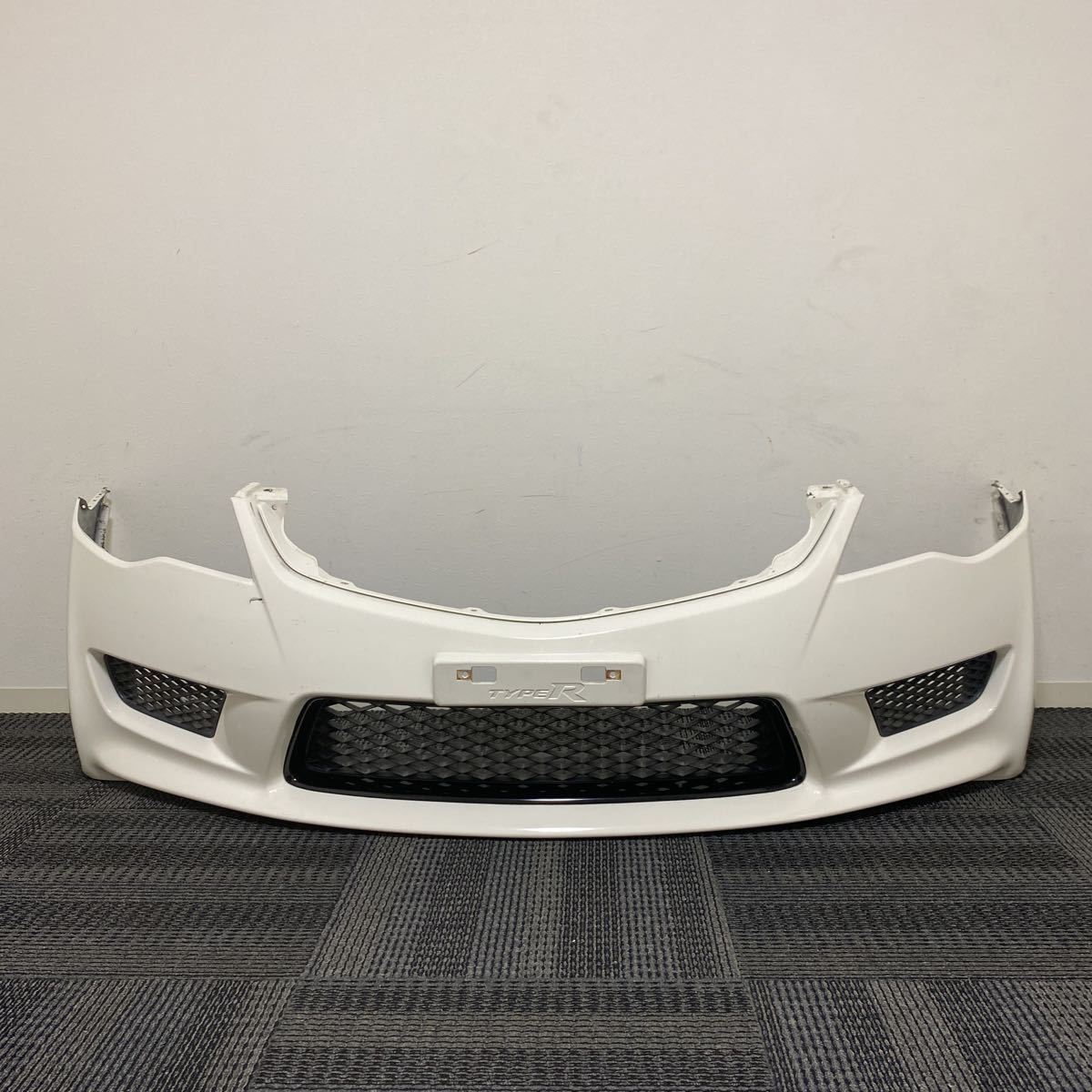 中古 HONDA ホンダ FD2 シビック タイプR TYPE R K20A フロント バンパー ロアグリル 白 ホワイト シビック タイプR ホンダ の中古車詳細 2.0 (