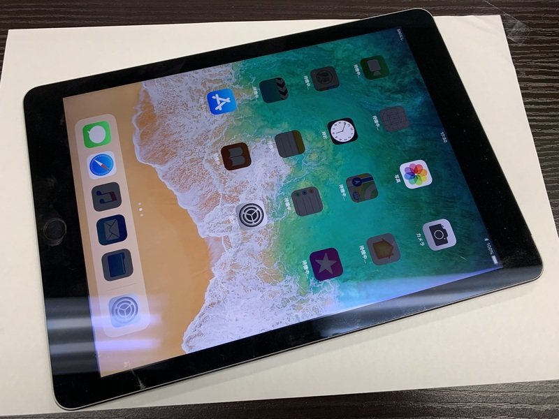 CP819 SoftBank iPad Air 第2世代 Wi-Fi+Cellular 32GB スペースグレイ