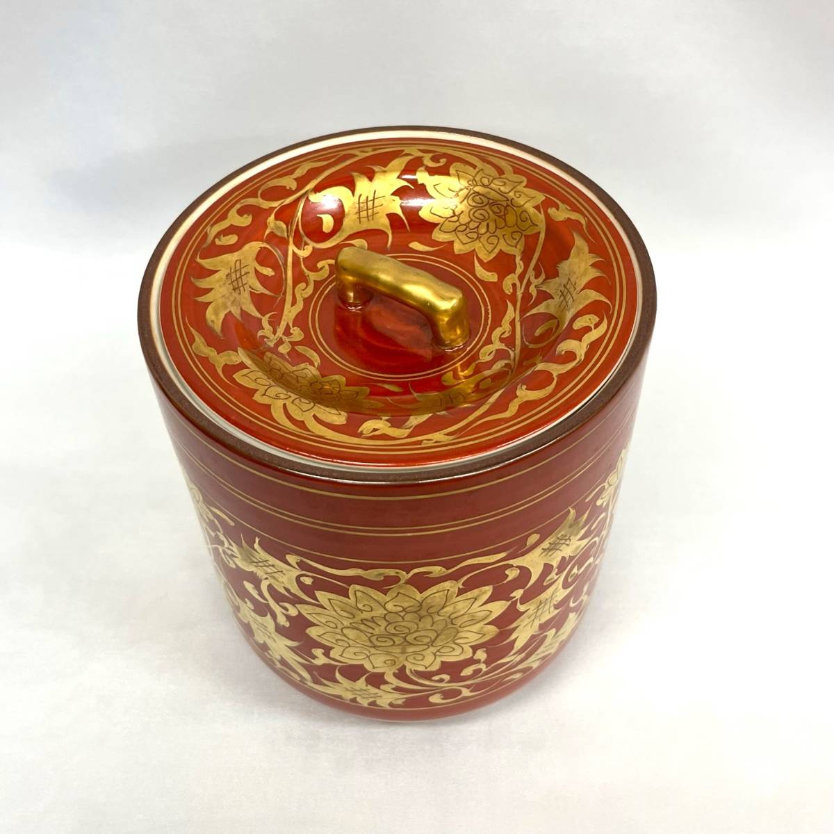 赤地金彩 蓋付水指 朱染付 花唐草 茶道具 旧家蔵出し品 アンティーク