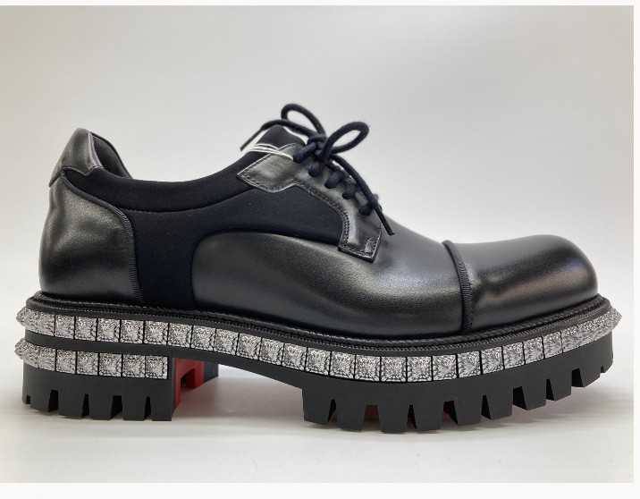 石k221005)CHRISTIAN LOUBOUTIN ルブタン ローファー スタッズ メンズ 