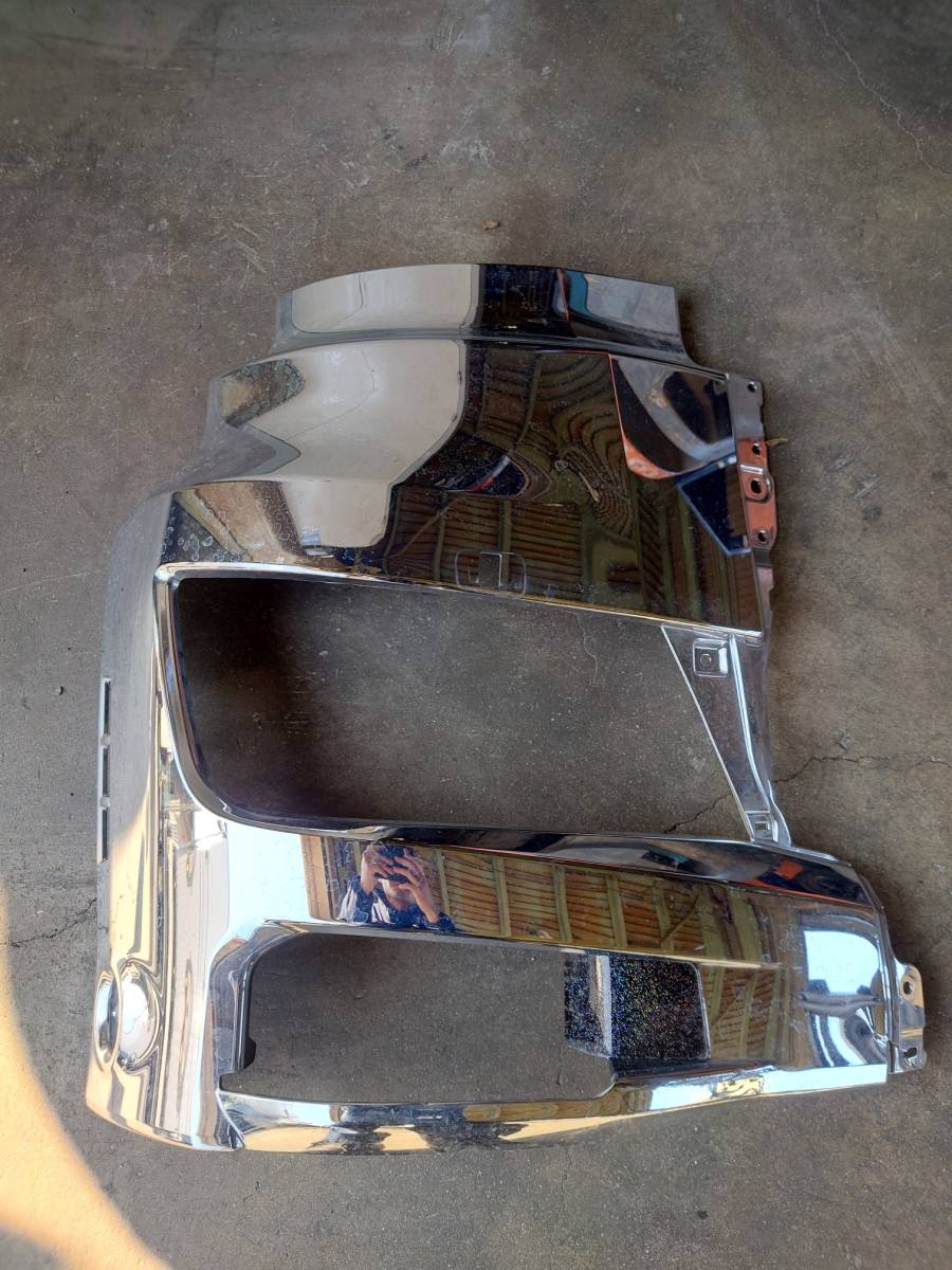 1，000円売り切り フロントバンパー 右 運転席側 日野 17 プロフィア メッキ トラック 大型 2022122807