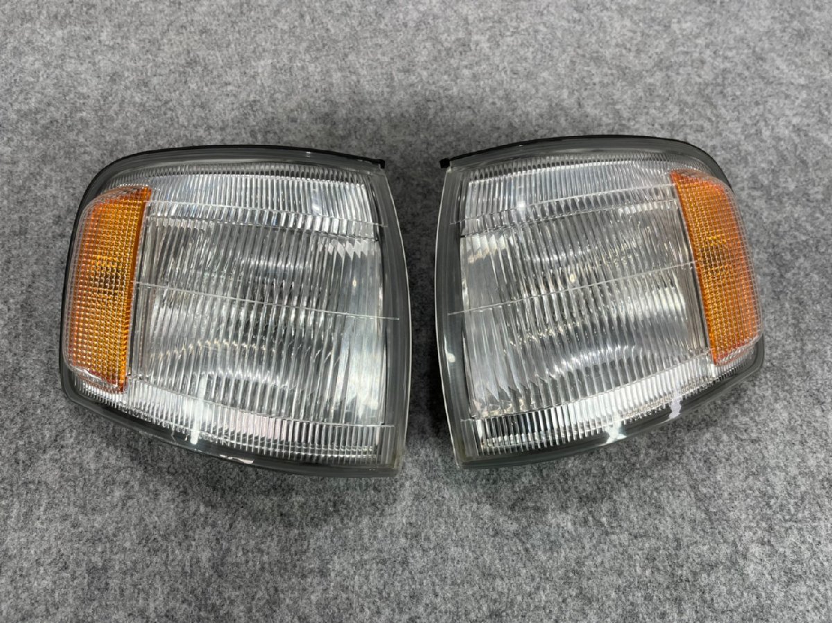 クラウンバン ヘッドライト GS136V 角目4灯 コーナーレンズ トヨタ用