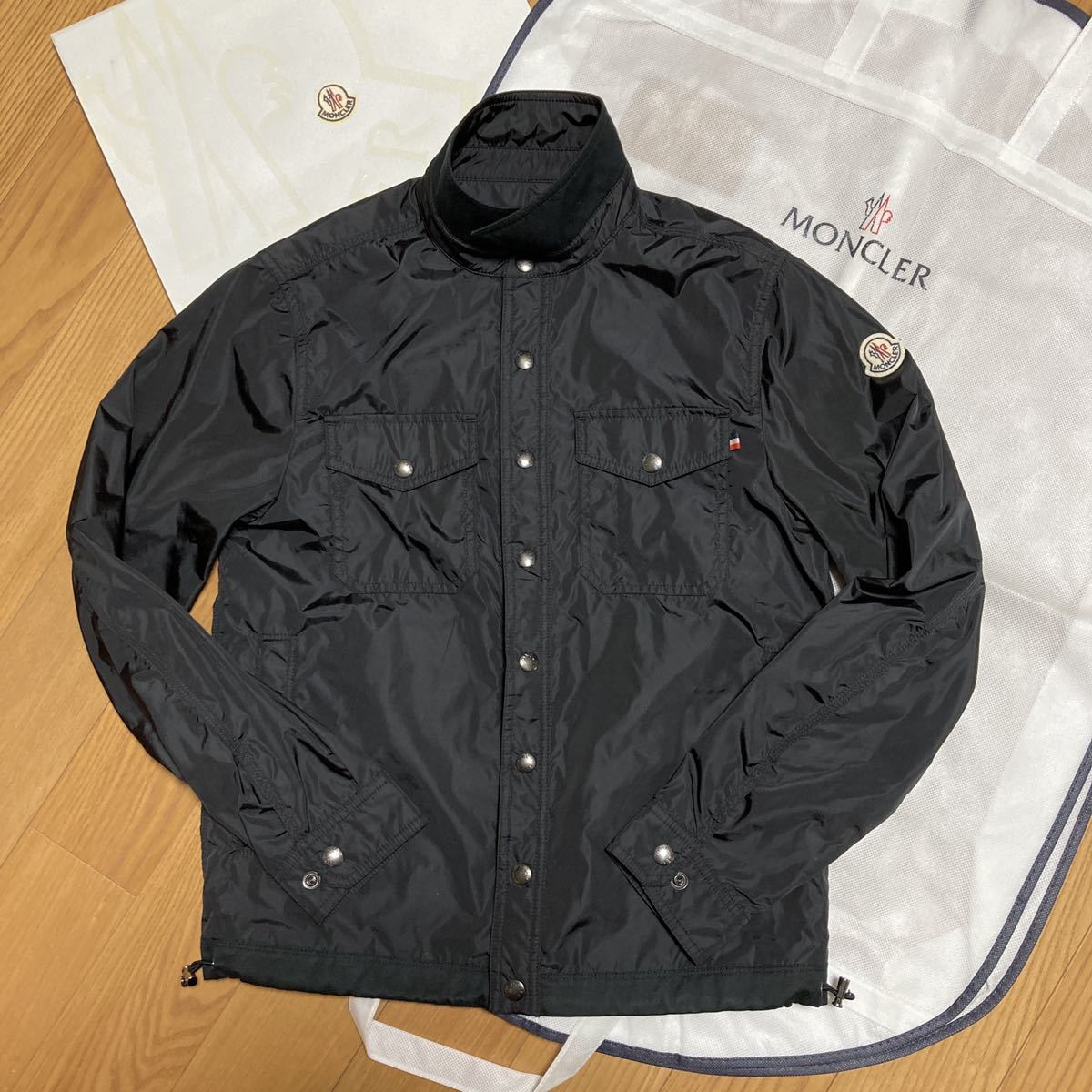 国内正規 モンクレール TRIONPHE ナイロン ジャケット モンクレール
