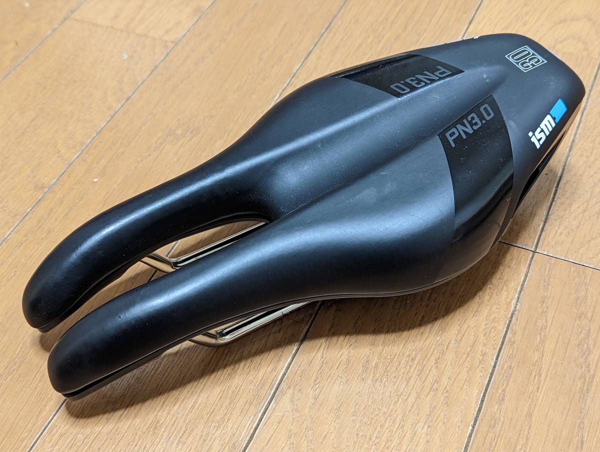 ISM PN3.0 30 サドル アイエスエム ブラック ISM サドル ブラック