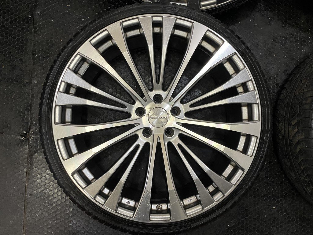 【ATR DESERT HAWK UHP 245/30R22】夏タイヤ【ROJAM ロジャム 22インチ 8.5J5HPCD114.3+35】バリ溝 アルファード ヴェルファイア等(VTI598) ロジャム ROJAM 4本 5H-114.3 +25 ブラック