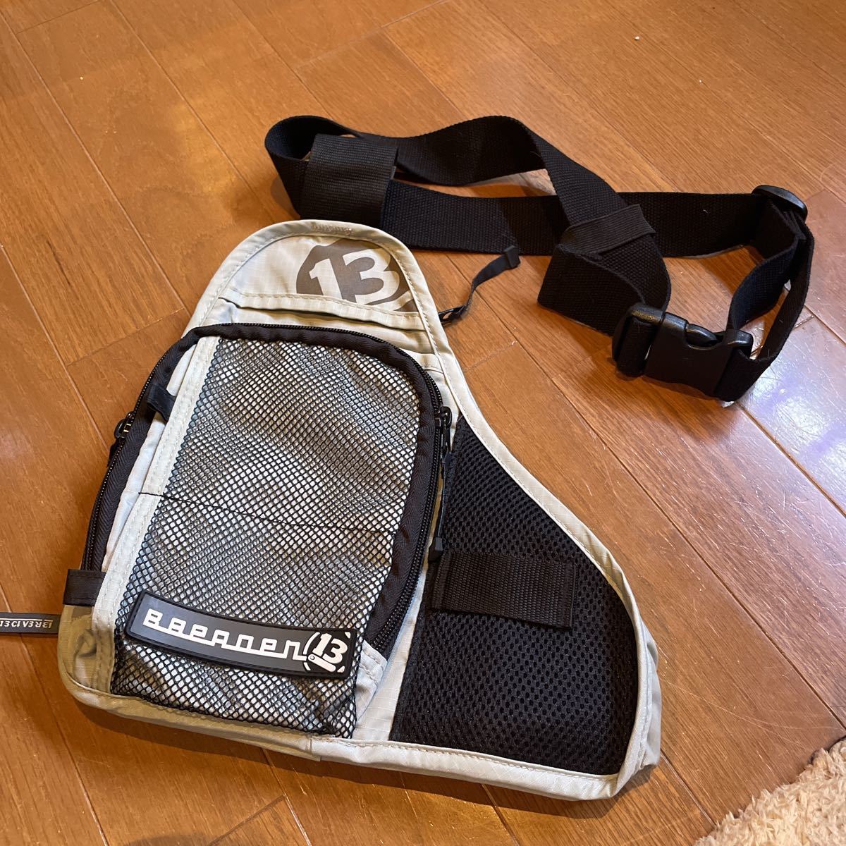 ブリーデン ももバッグ 左足用 中古品 グレー BREADEN⁄ブリーデン