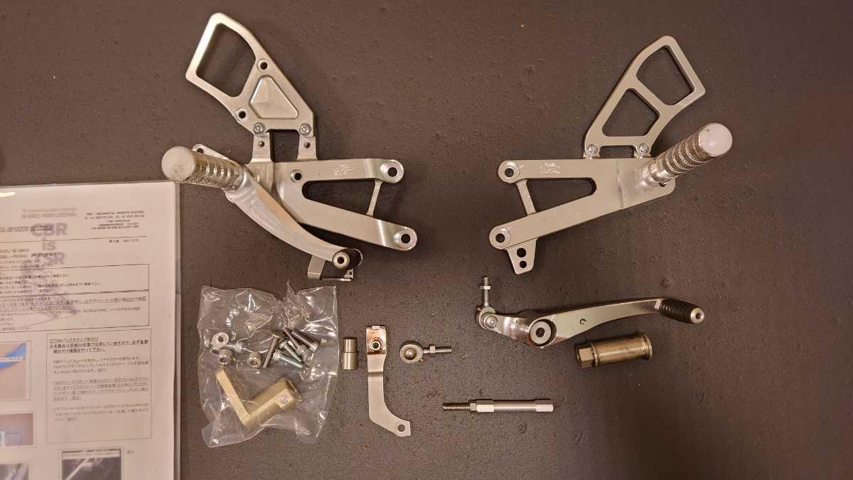 TSR STEP KIT Hiroaki's CBR600RRのバックステップをTSRに交換