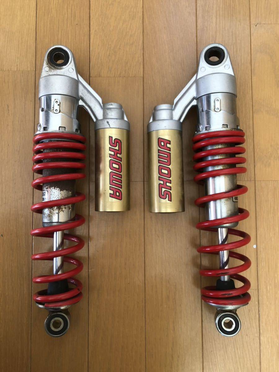 ☆ SHOWA リアショック ☆ リアサスペンション 純正サスペンション CB400SF CB400SB ホンダ ゼファー CB1300SF ジャンク