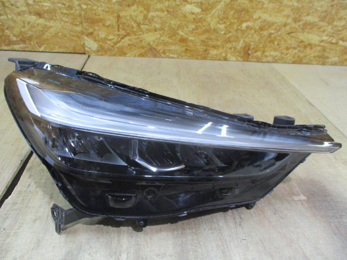 即決 良品 VEZEL/ヴェゼル RV5 LED 右ヘッドライト 純正 STANLEY W5884