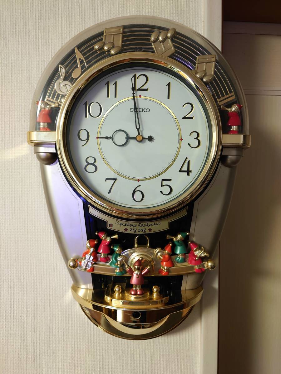 SEIKO　電波振り子掛け時計 SEIKO 振り子時計 壁掛け AM610G zig zag symphony orchestra セイコー