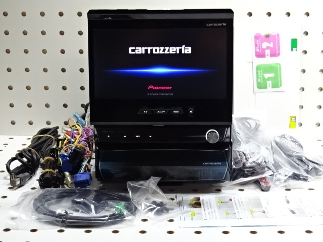 サイバーナビ AVIC-VH09 4×4地デジ Bluetooth内蔵 DVD CD SD USB