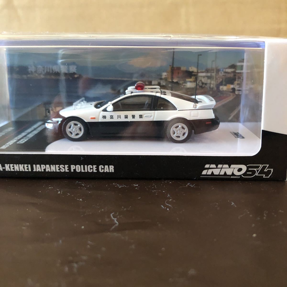 1/64 INNO 64 日産 フェアレディ Z (Z32) 神奈川県警察 パトロールカー