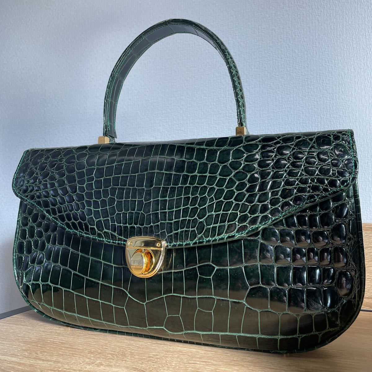 1円スタート クロコダイル シャイニングクロコ ハンドバッグ 鰐革 ワニ革 グリーン 緑