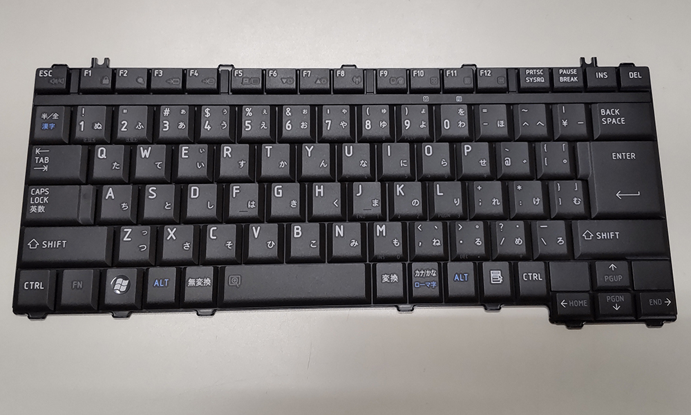 未使用 東芝 dynabook Satellite L35 220C/HD 日本語キーボード 黒 テンキー無し(87キー)動作未確認ジャンク_2