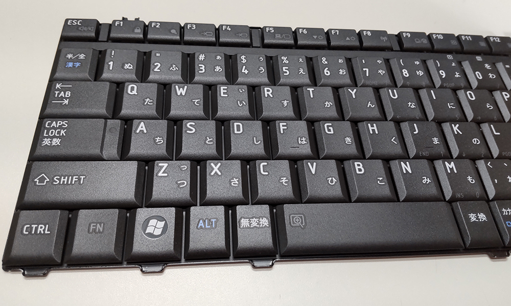 未使用 東芝 dynabook Satellite L35 220C/HD 日本語キーボード 黒 テンキー無し(87キー)動作未確認ジャンク_3