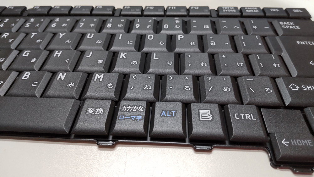 未使用 東芝 dynabook Satellite L35 220C/HD 日本語キーボード 黒 テンキー無し(87キー)動作未確認ジャンク_5