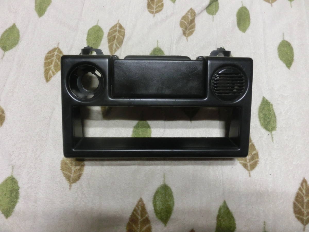 【当時物】AE86 センターパネル Assy 灰皿付き レビン トレノ トヨタ 当時物 AE86 センターパネル 美品 トヨタ AE86 レビン トレノ エアコン