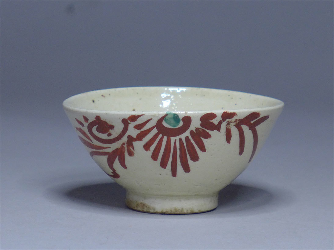 新作入荷，最新作 琉球焼 古琉球 赤絵花文様茶碗 茶道具(壺屋)｜売買されたオークション情報、yahooの商品情報をアーカイブ公開 - オークファン 壺屋