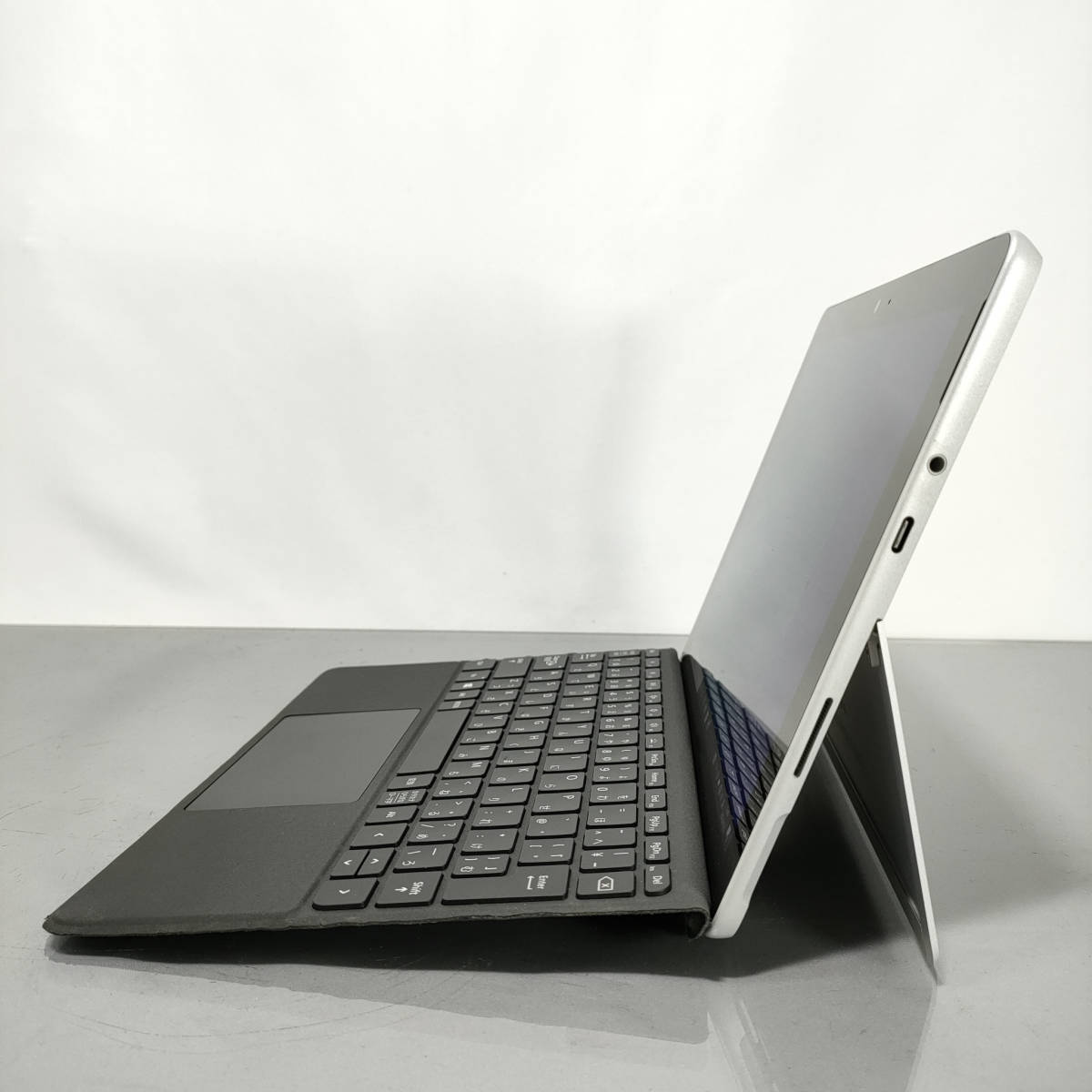 Typeカバー付・即納】Microsoft Surface GO LTE MODEL:1825