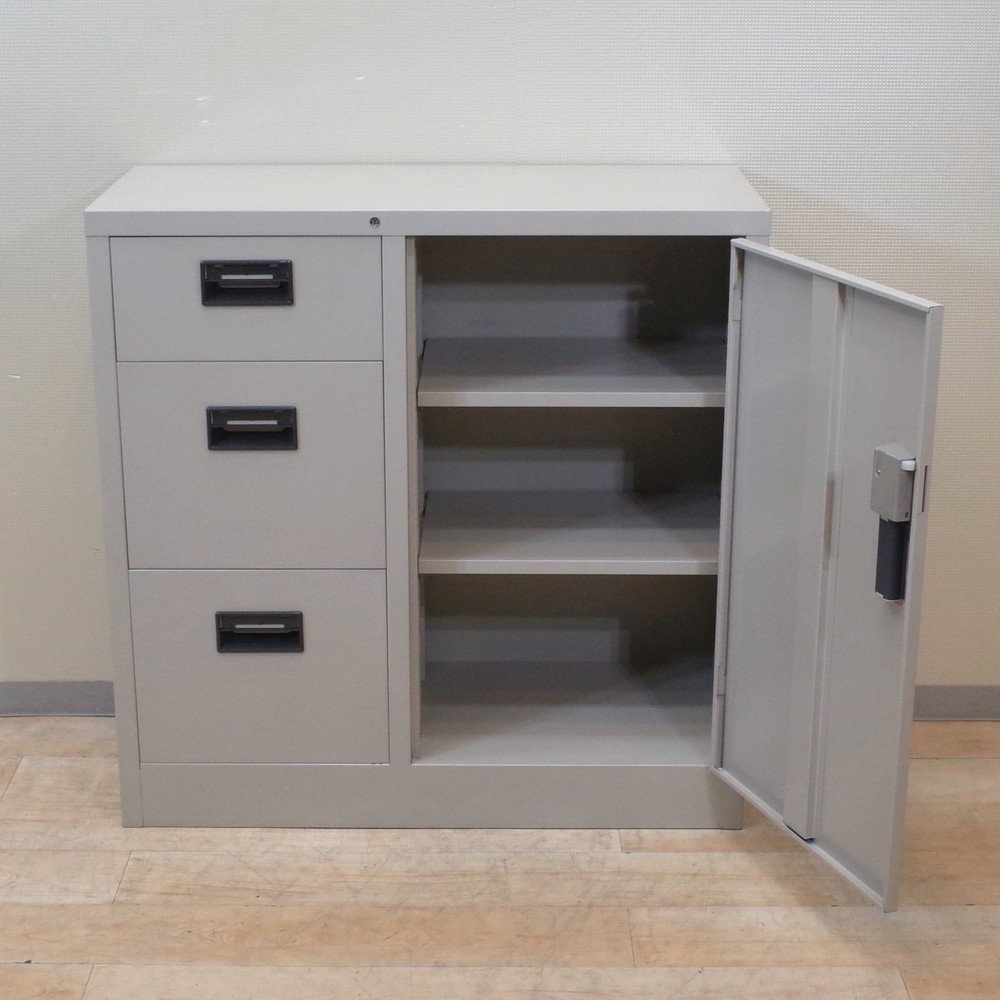 幅880 奥行380 高さ880 コクヨ KOKUYO 書庫 キャビネット 3段ラテラル 片開き 引き出し グレー 収納 書類 鍵付 KK9363 中古オフィス家具