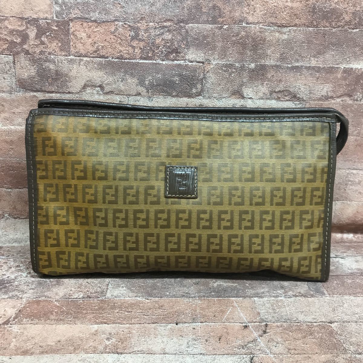 美品 フェンディ 2way オールレザー クラッチバッグ 鞄 レディース 