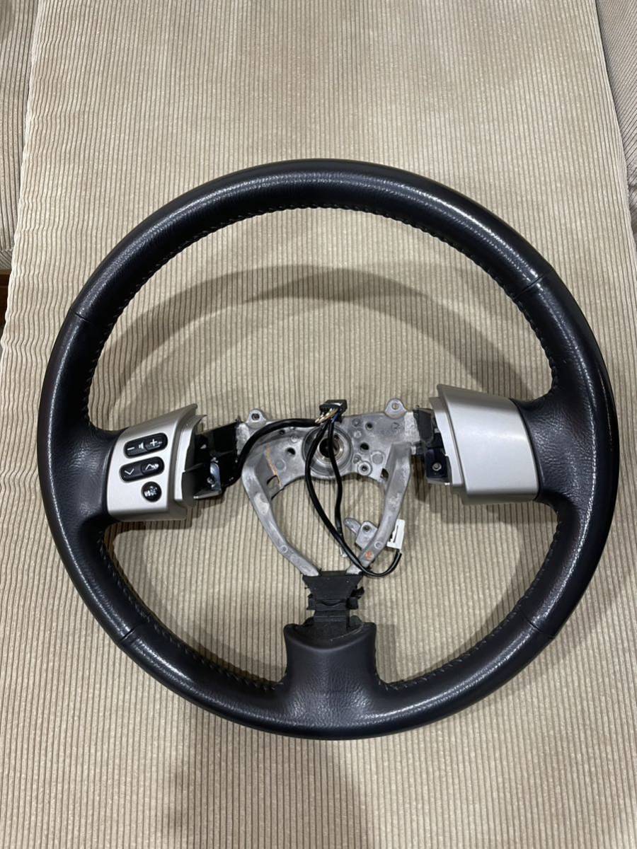 美品 FJ クルーザー 純正 本革 レザー ステアリング ハンドル　ステアリング スイッチ リモコン コントローラー 付