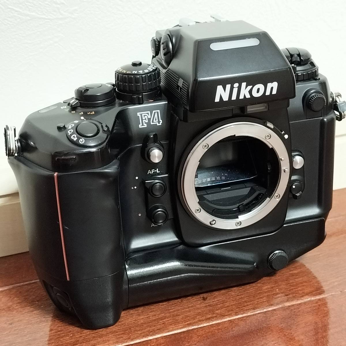 Nikon F フィルムカメラ(アイレベル・フォトミックのセット) Nikon F アイレベル， F2 フォトミック， Nikon F4s， Nikon F5