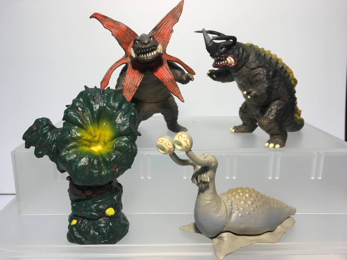 ウルトラマン ウルトラQ ウルトラ怪獣 フィギュア4点 ネロンガ ガボラ 