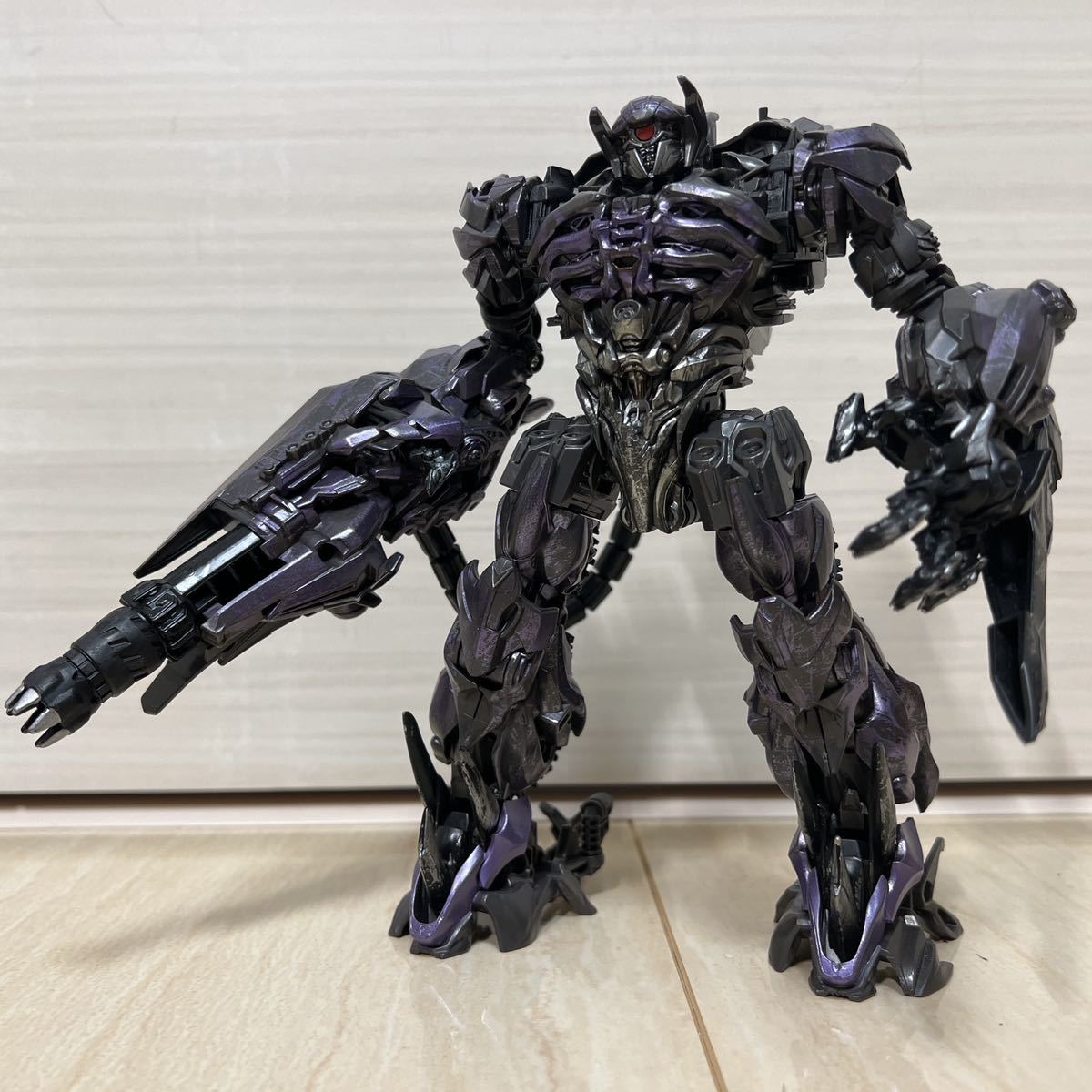 □□ ショックウェーブ SS-45 トランスフォーマースタジオシリーズ