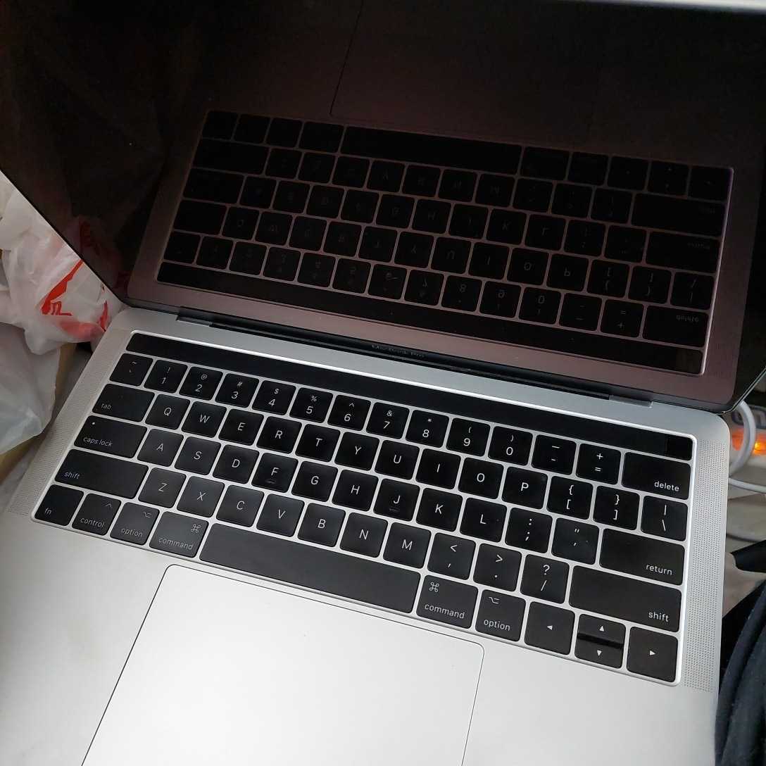 Apple PowerBook 2400c/180（ジャンク） PowerBook 2400c ジャンク