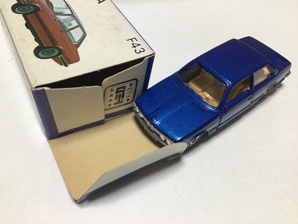 BMW 青箱 トミカ 320i 日本製 F43 外国車シリーズ 一般輸出 美品 320i